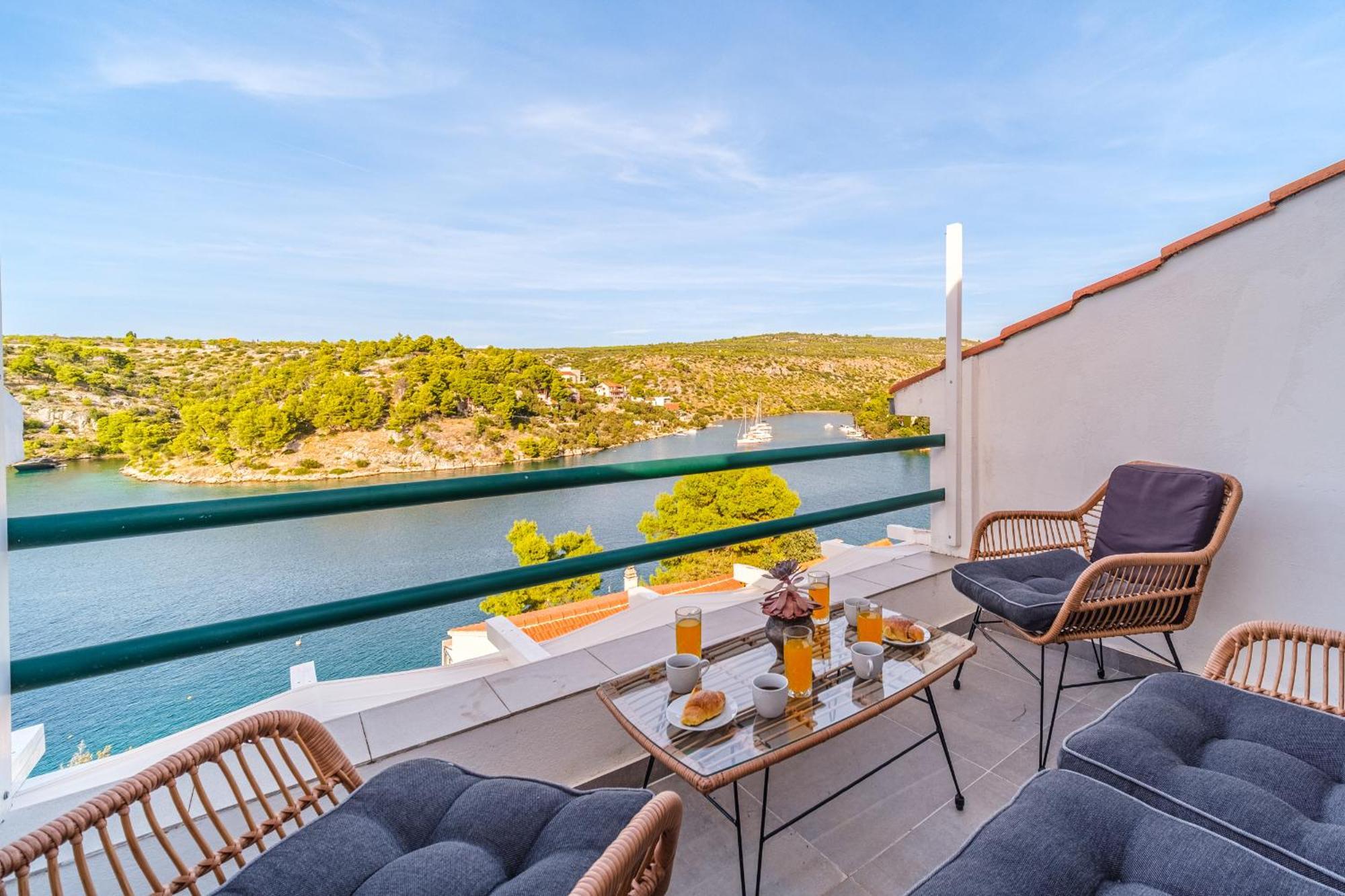 Vila Tudor Bobovisca Екстер'єр фото