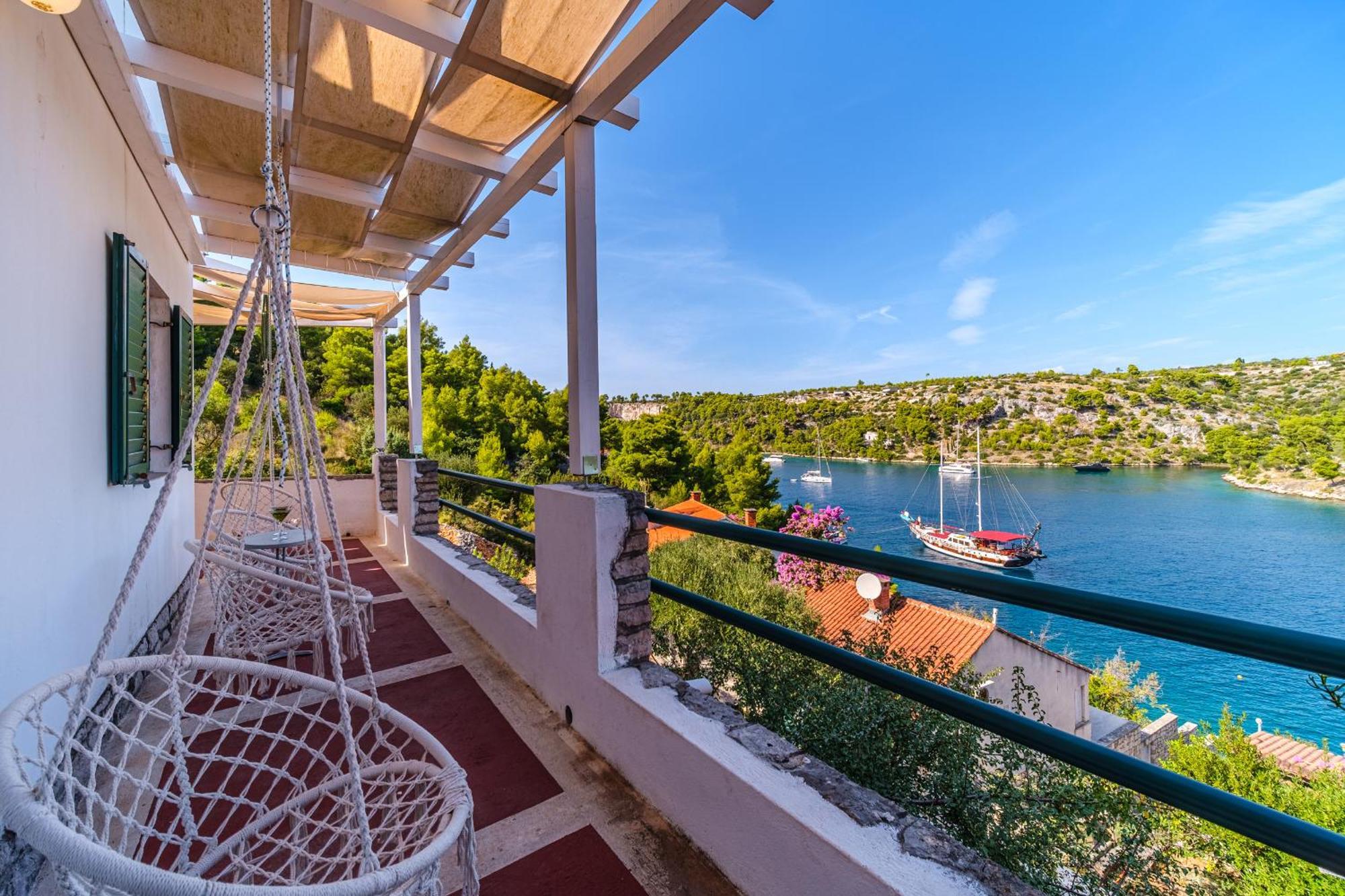 Vila Tudor Bobovisca Екстер'єр фото
