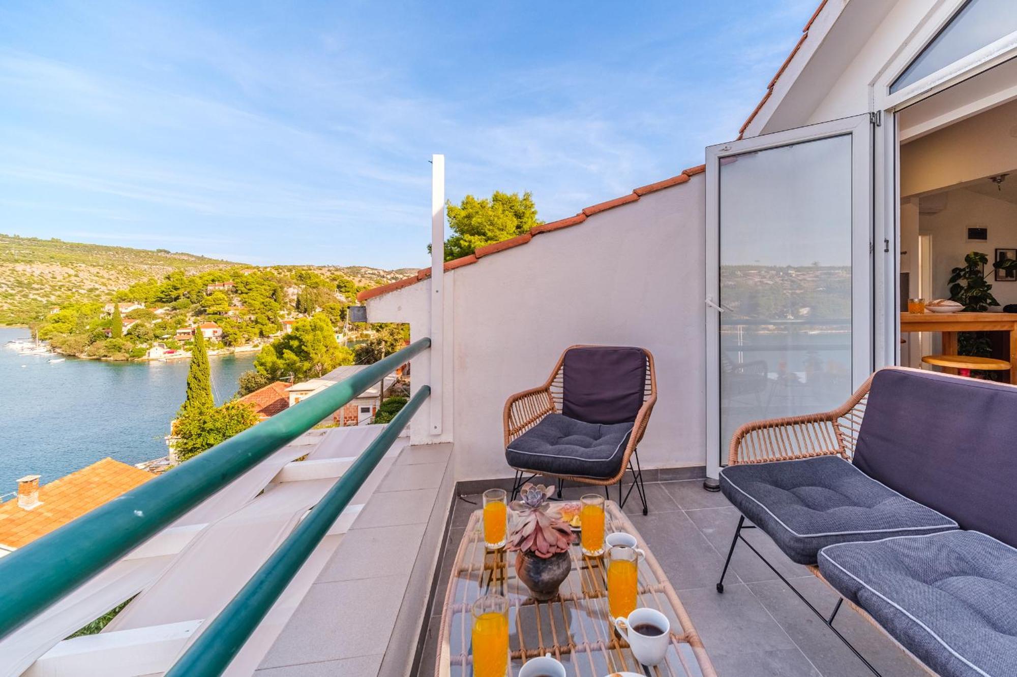 Vila Tudor Bobovisca Екстер'єр фото