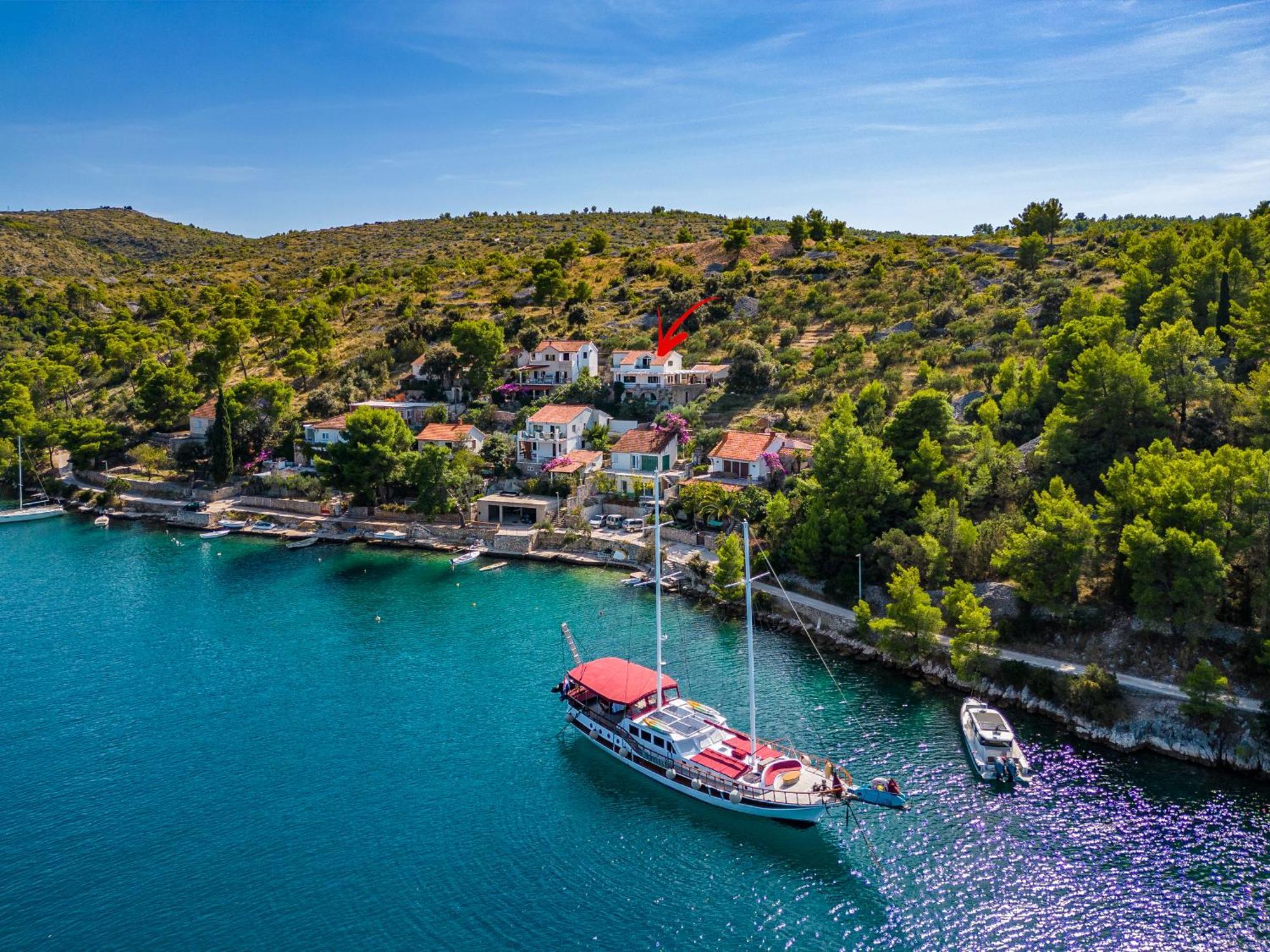Vila Tudor Bobovisca Екстер'єр фото
