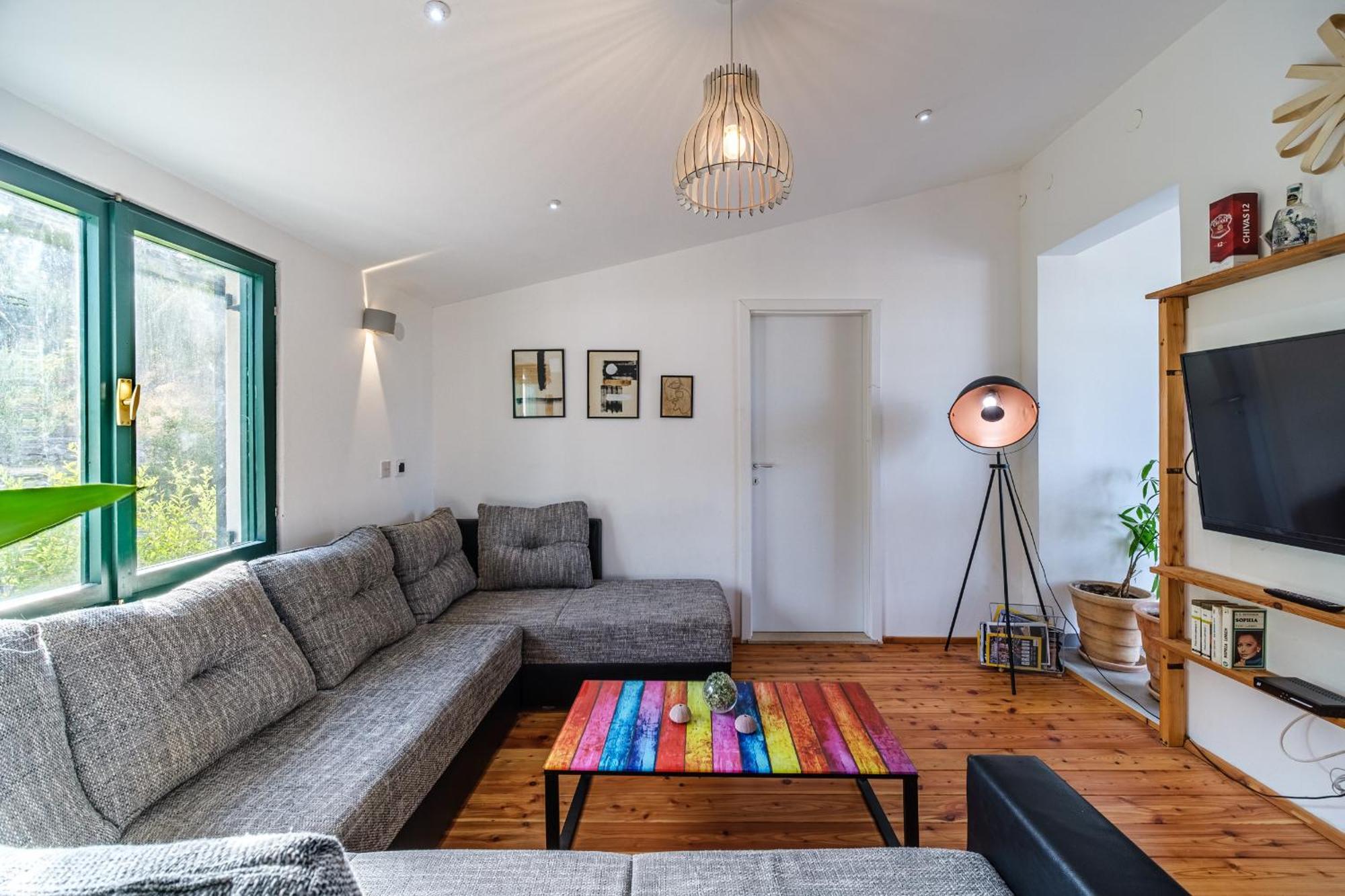 Vila Tudor Bobovisca Екстер'єр фото